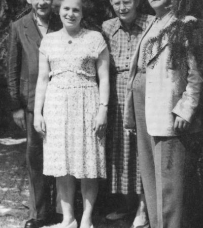 Annemarie Klippel (1895–1964) auf der Hochzeit ihrer Tochter (v.l.n.r.): Victor Klemperer, Hadwig Klemperer, geb. Kirchner, Annemarie Kirchner, geb. Klippel, Adolf Kirchner.